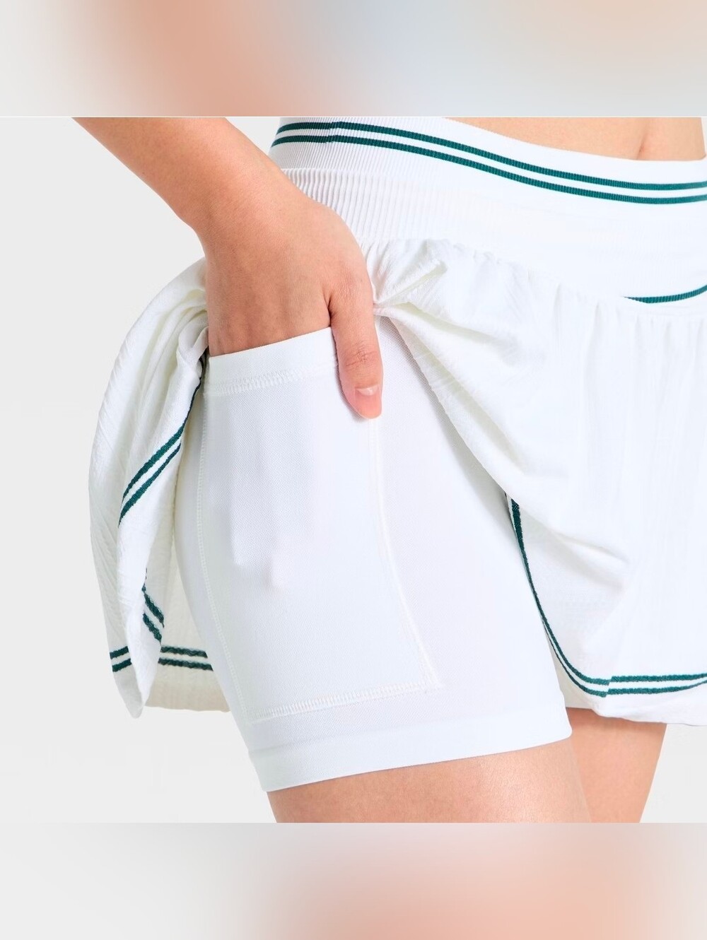 All In Motion - White And Green Cable Knit Seamless Skort - Picture 3 of 4